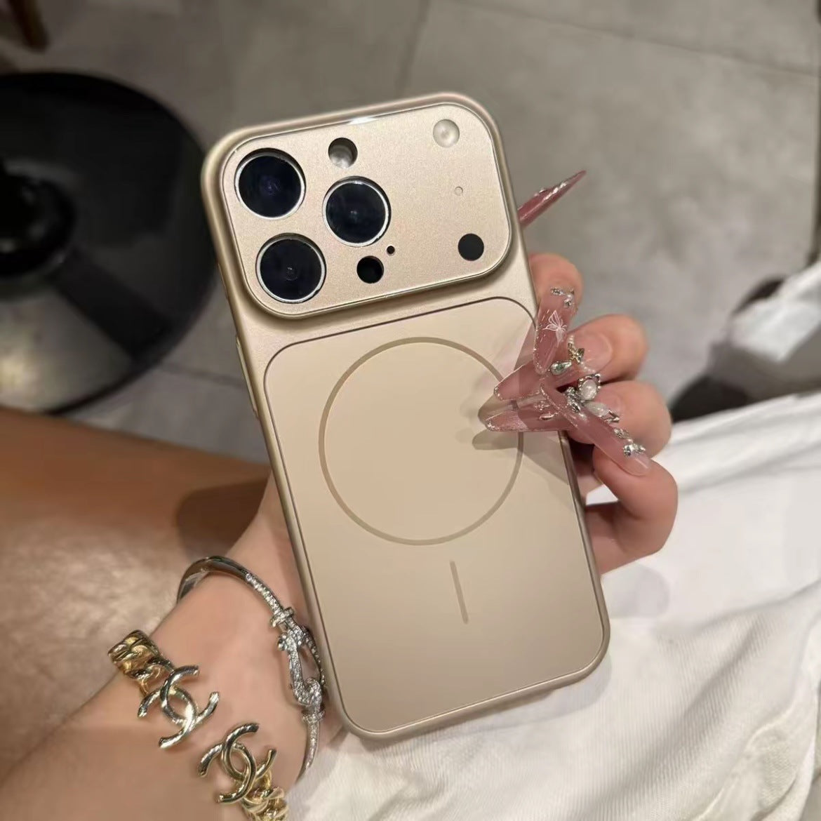 MagSafe Magnetic Phone Case – Nano Frosted Glass, Shockproof Armor Cover for iPhone 17 Air / 16 / 15 / 14 / 13 Pro Max