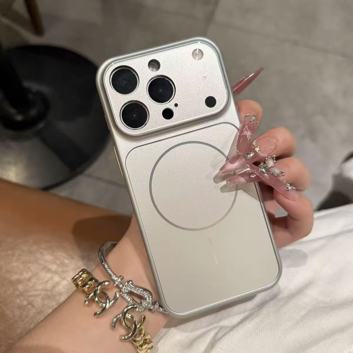 MagSafe Magnetic Phone Case – Nano Frosted Glass, Shockproof Armor Cover for iPhone 17 Air / 16 / 15 / 14 / 13 Pro Max